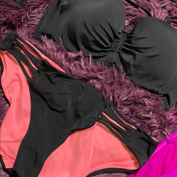 Bathing suit bundle - Picture 1 of 4